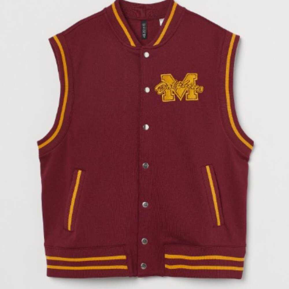 L🍂Netflix Sex Education Varsity Jacket Vest Burgundy Moordale Dolphi - Picture 2 of 7
